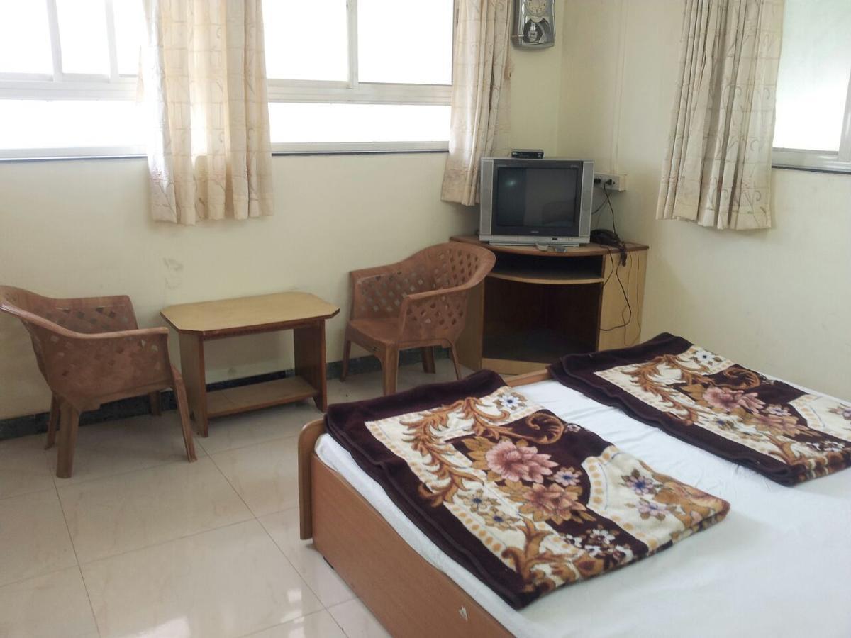 فيلا ساتارافي Sarang Lodging & Boarding المظهر الخارجي الصورة