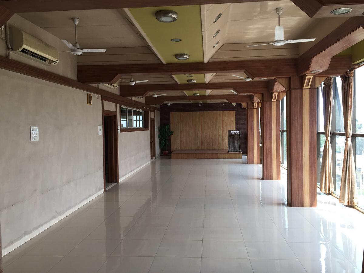 فيلا ساتارافي Sarang Lodging & Boarding المظهر الخارجي الصورة
